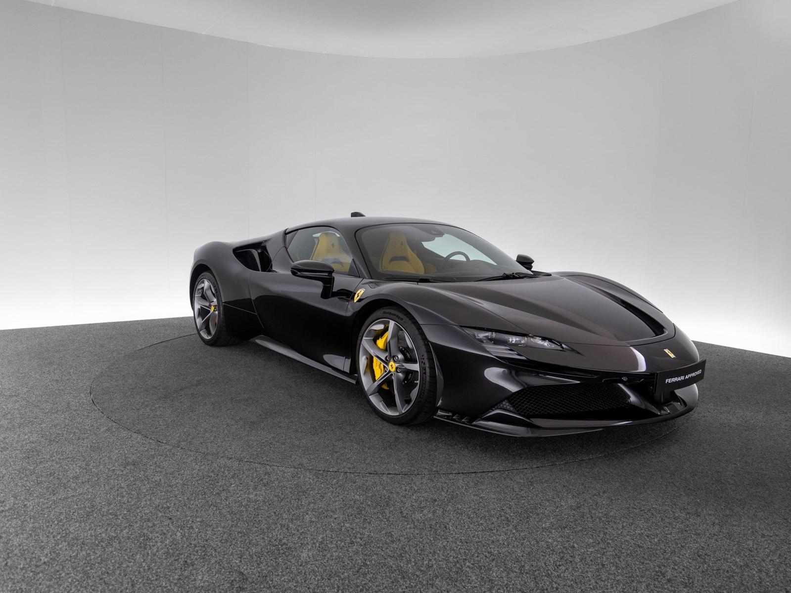 Ferrari SF90 Stradale