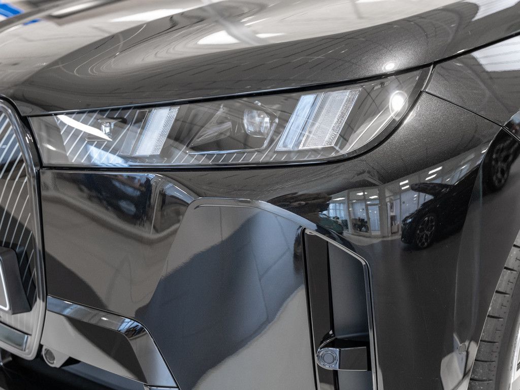 BMW iX - Bild 26