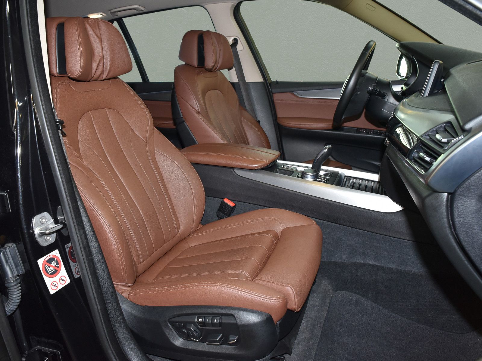 Fahrzeugabbildung BMW X5 40e - NEUER MOTOR mit nur 3.386 Km | Garantie