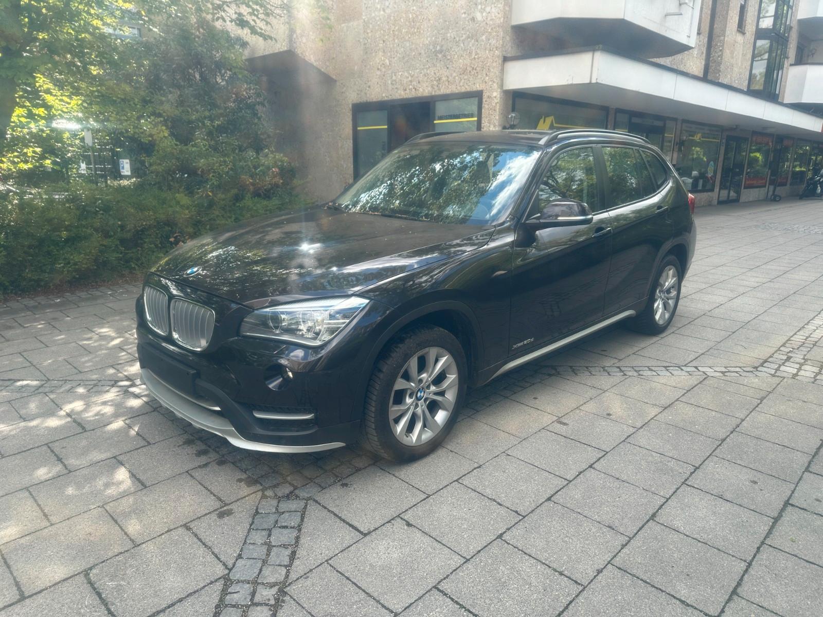 BMW X1 X Drive Navi Xenon Led Panorama Dach