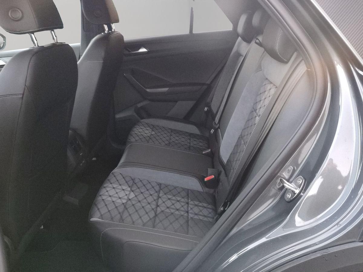 Volkswagen T-Roc - Bild 9