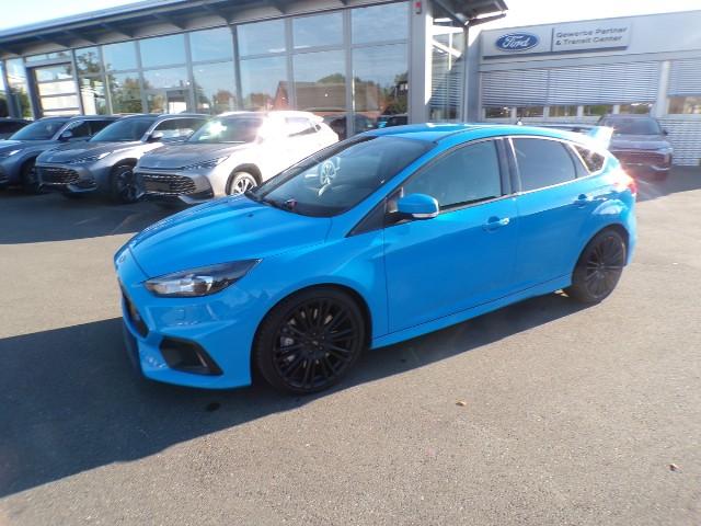 Ford Focus RS + Navi / Winterpaket / Komfortpaket 