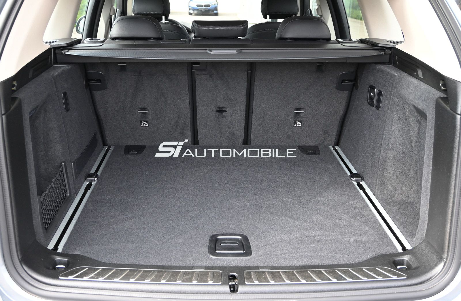 Fahrzeugabbildung BMW X3 xDr20i °AHK°HUD°MEMO°SITZKLIMA°STANDHZG°360°