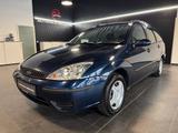 Ford Focus 1.6 / AHK+Klima+Schiebedach - Ford Focus aus 2003: Kombi
