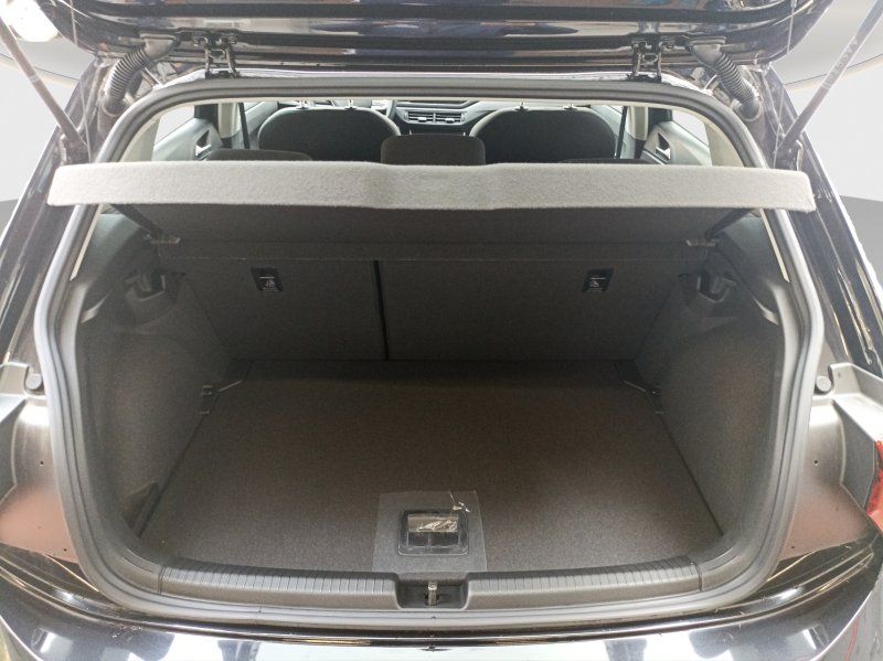 Fahrzeugansicht 18 Fahrzeugabbildung Volkswagen Polo 1.0 TSI Life 1.0 TSI EU6e Life