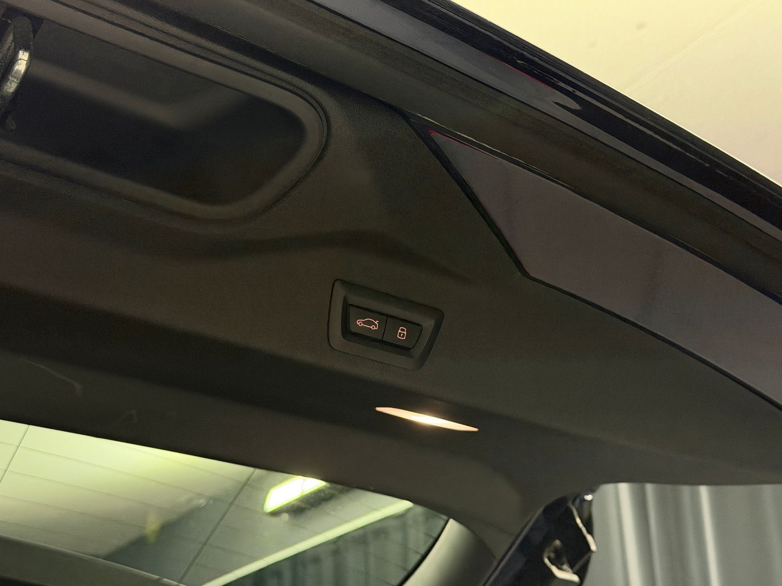 Fahrzeugabbildung BMW X5 40 d xDrive M SPORT PRO|PANO|M-SITZE|INDIVID