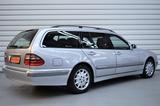 Mercedes-Benz E 200 T Elegance+Nur61.000km+Schiebedach - gebrauchte Mercedes-Benz E-Klasse aus dem Jahr 2001
