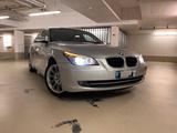 BMW E60 525i LCI // TÜV Neu, Soft-Close - BMW 525 mit Benzin-Antrieb: Limousine, 525i E60