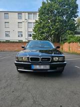 BMW E38 7er youngtimer Reihensechszylinder - BMW: 7er E38