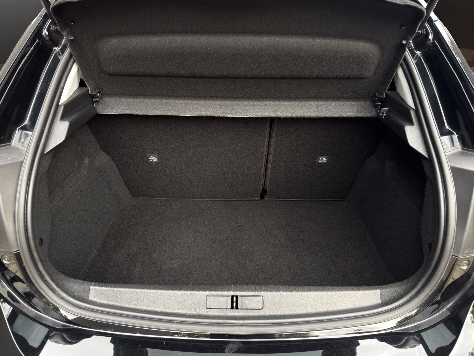 Fahrzeugabbildung Opel Corsa F Elegance*Kamera*Tempo*LED*Spurhalte*Shz