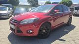 Ford Focus Lim. Champions Edition neuer Zahnriemen - Ford Focus: Champions Edition