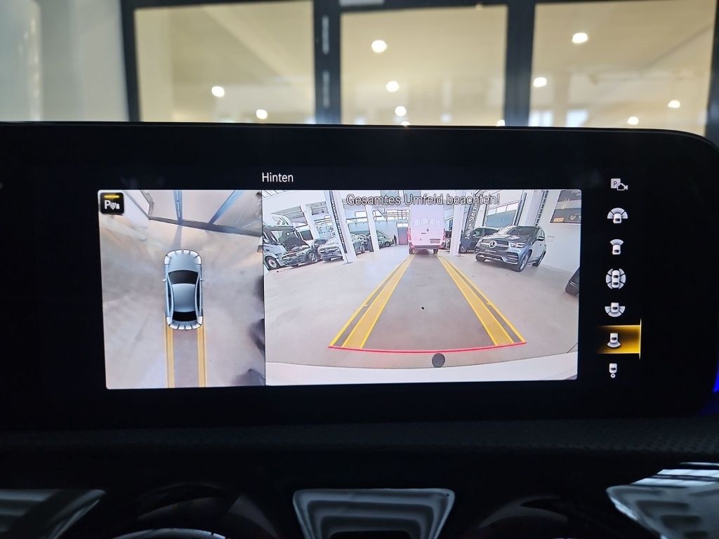 Fahrzeugabbildung Mercedes-Benz A 200 AMG Distronic+ AHK LED SHZ Sport Ambie.