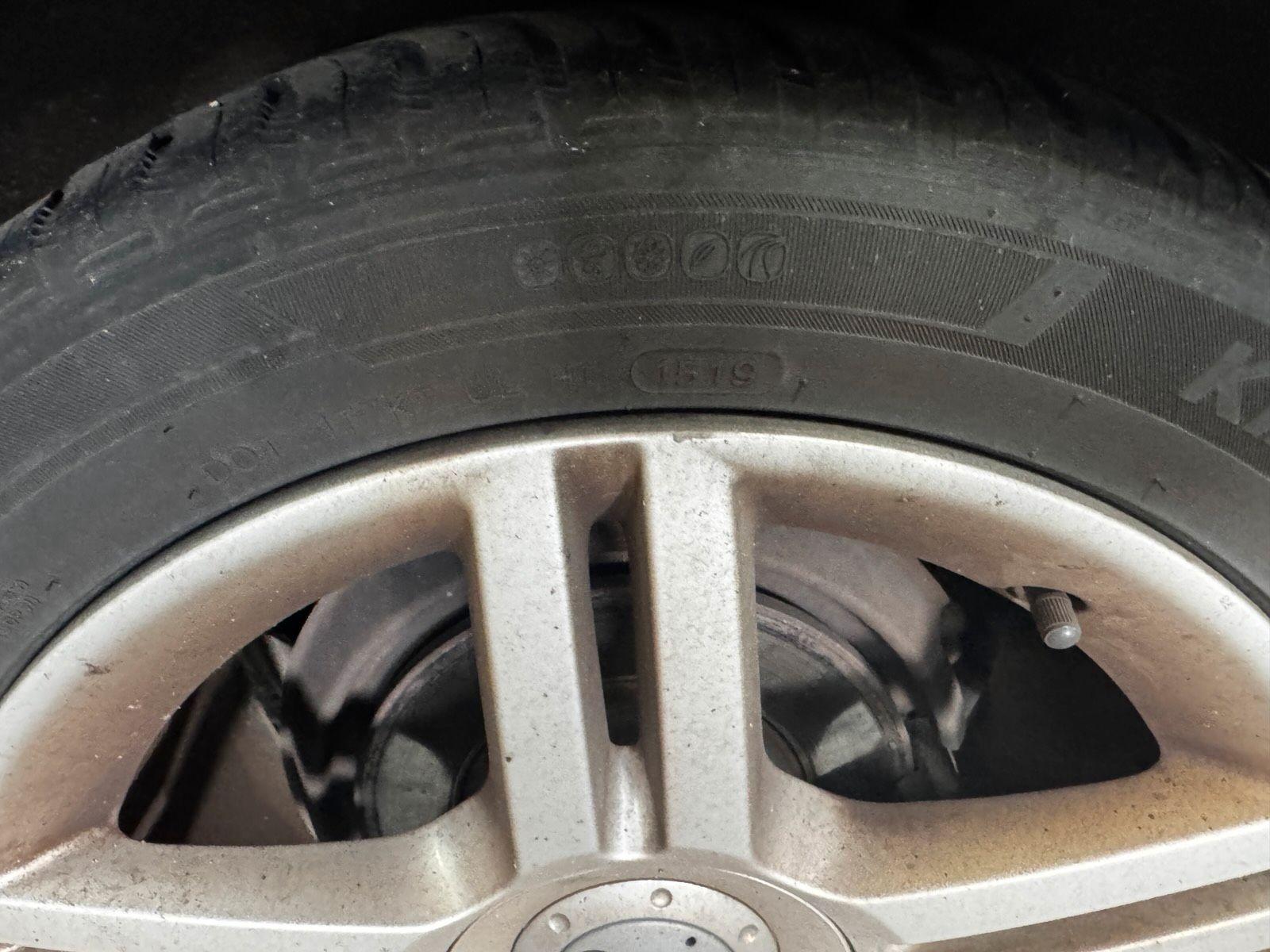 Audi A4 2005 — photo 10