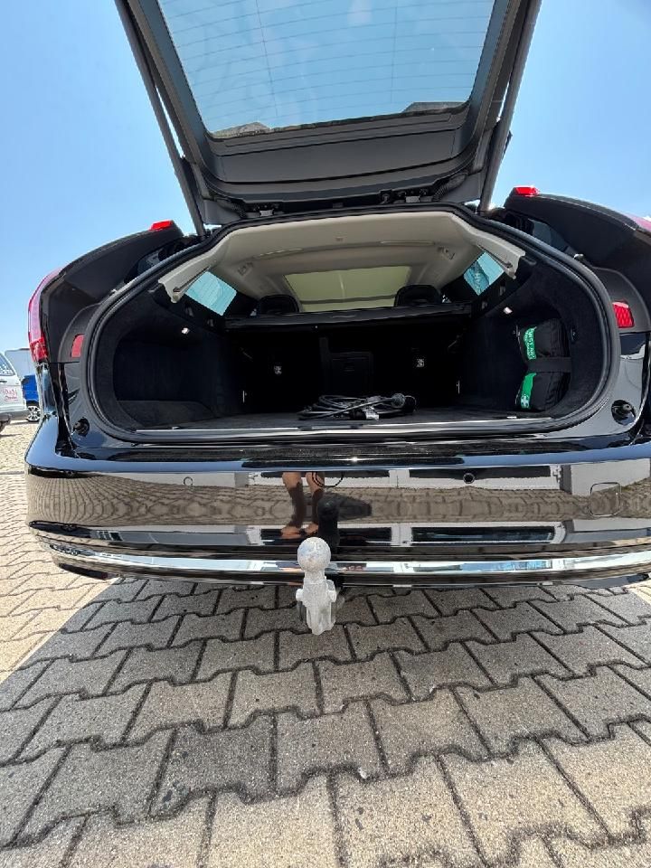 Fahrzeugabbildung Volvo V90 Kombi Inscription Expression Recharge Plug-I