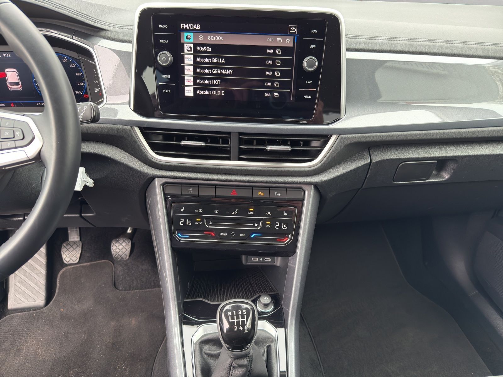 Volkswagen T-Roc - Bild 12