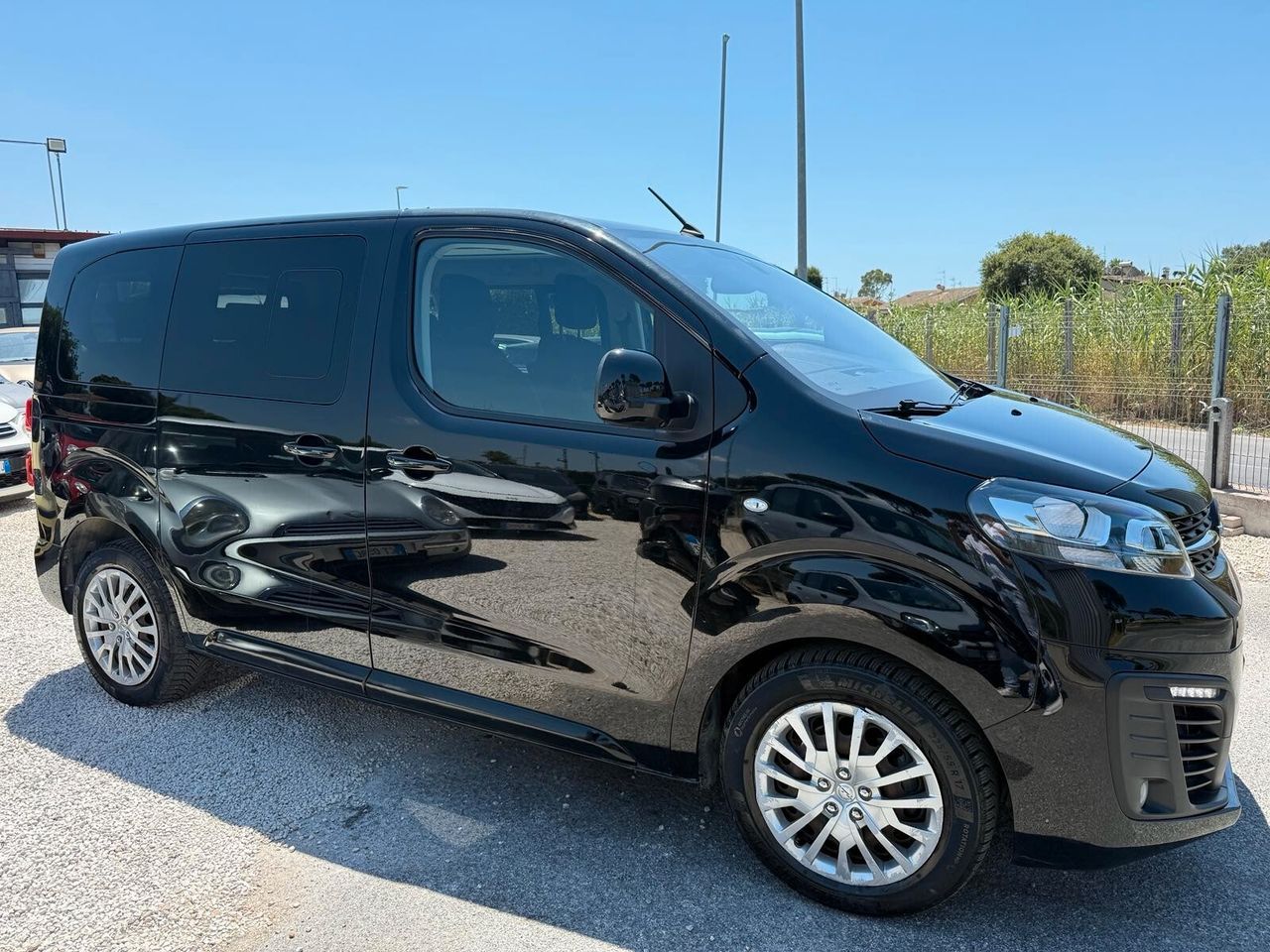 Opel Zafira Life 1.5 Diesel 120CV Start&Stop Adv imagem 3