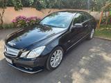 Mercedes-Benz E 250 CDI Coupé * Scheckheft * 8-fach * Kennfeld - Mercedes-Benz E 250 in Bochum
