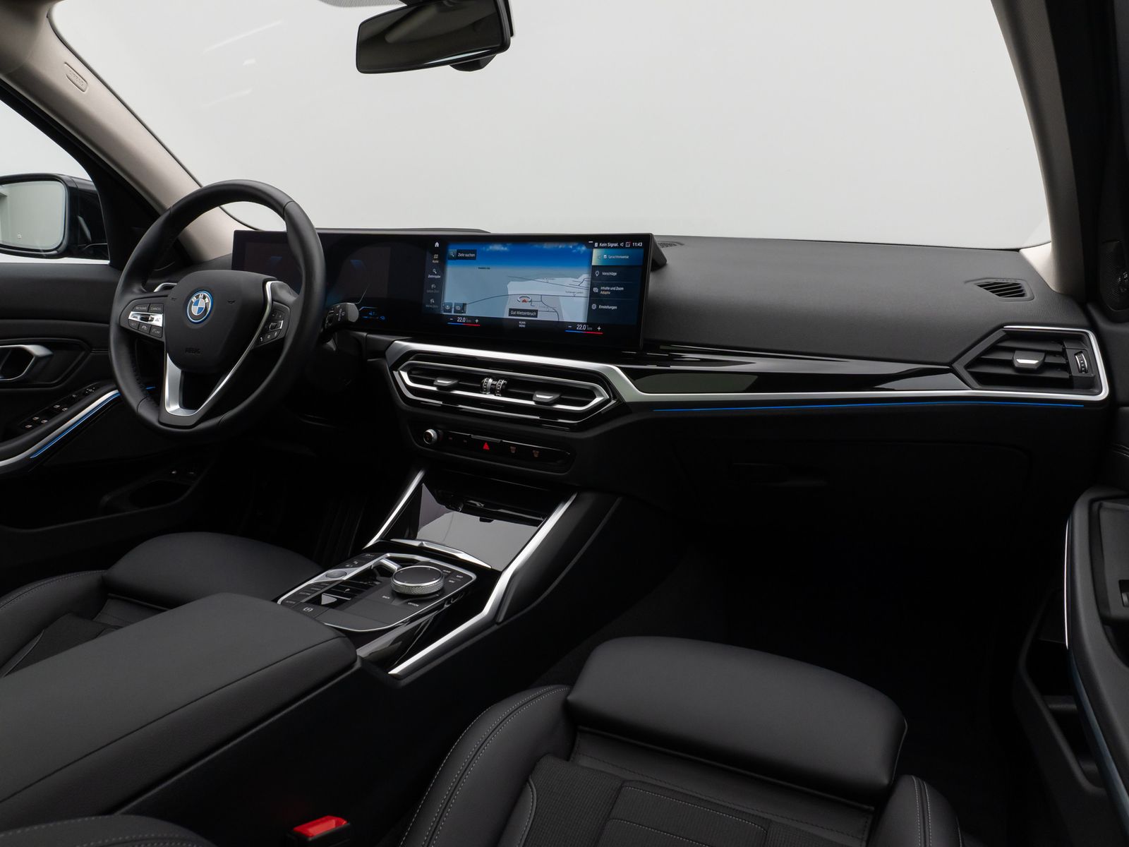 Fahrzeugabbildung BMW 330e xD Panoram Kamera HUD DAB H/K Stop&Go Sport