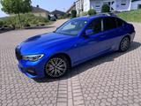 BMW 330i xDrive M Sport Automatic + BMW Service Inkl - BMW 330 mit Benzin-Antrieb: Limousine, 330i Xdrive