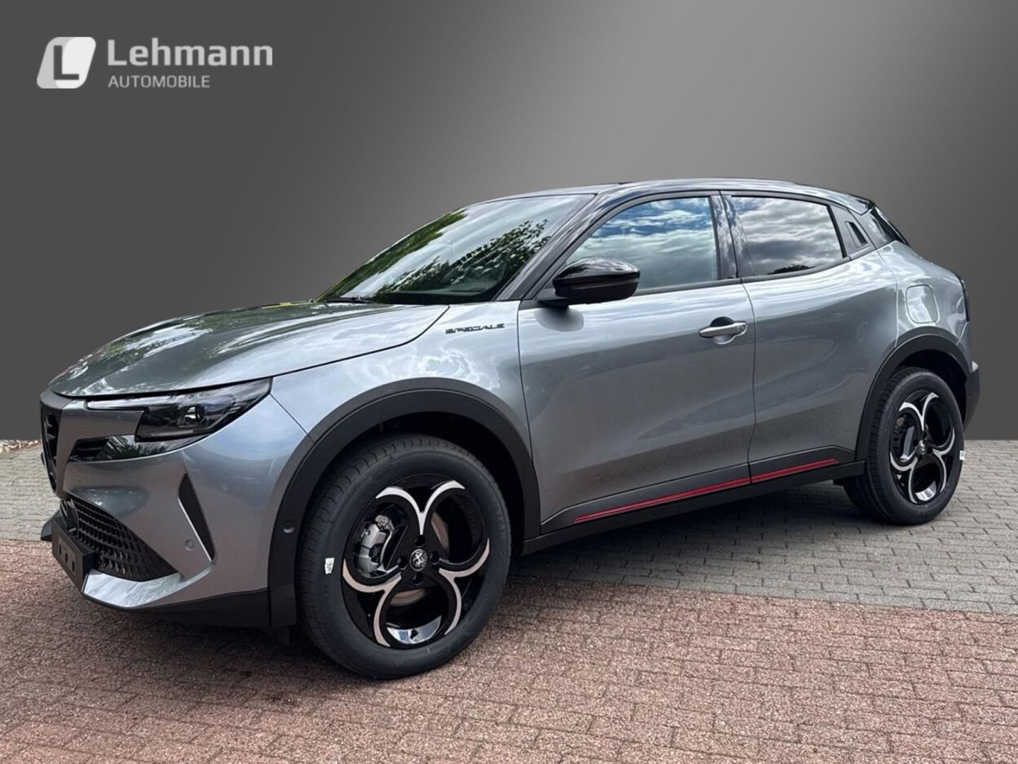 Fahrzeugabbildung Alfa Romeo Junior Elettrica TI -Technologie-Panorama-Wärmep