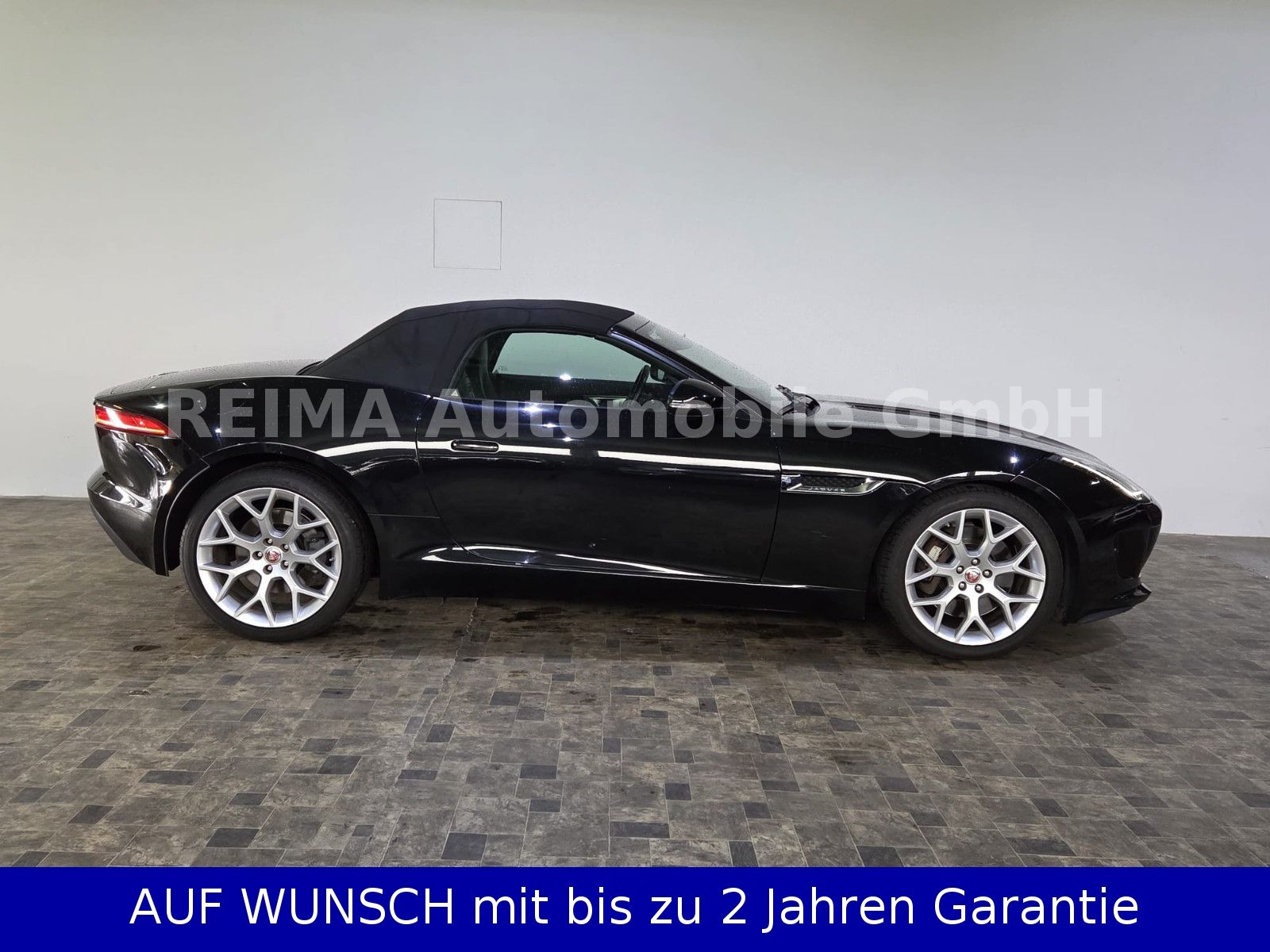 Fahrzeugabbildung Jaguar F-Type 3,0i V6 Cabrio, Klappenauspuff, Meridian