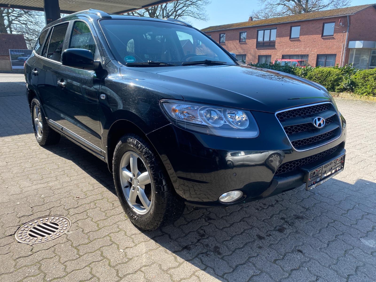 Hyundai SANTA FE 2.2 CRDi GLS PDC LEDER AHK TÜV-07/2027