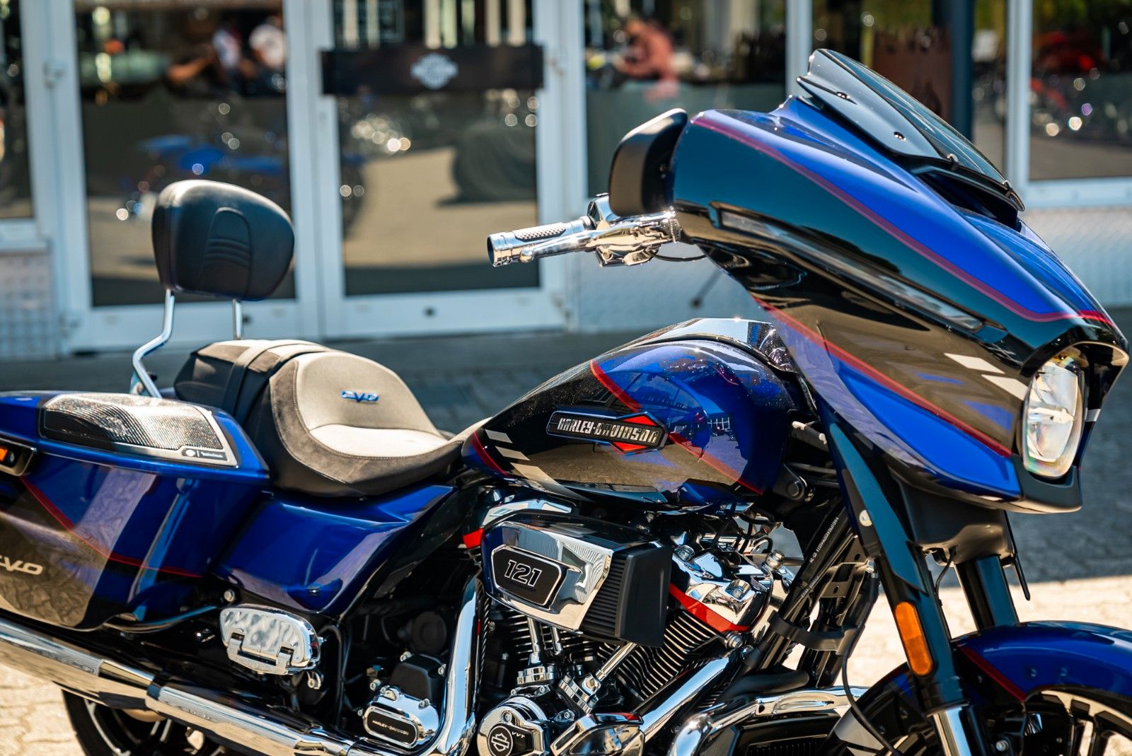 Fahrzeugabbildung Harley-Davidson CVO Street Glide FLHXSE 121 CUI MY25