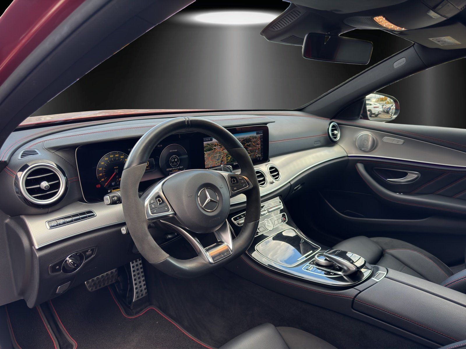 Fahrzeugabbildung Mercedes-Benz E43AMG T Widescrn MLED Comand Burme Kamera Busi+