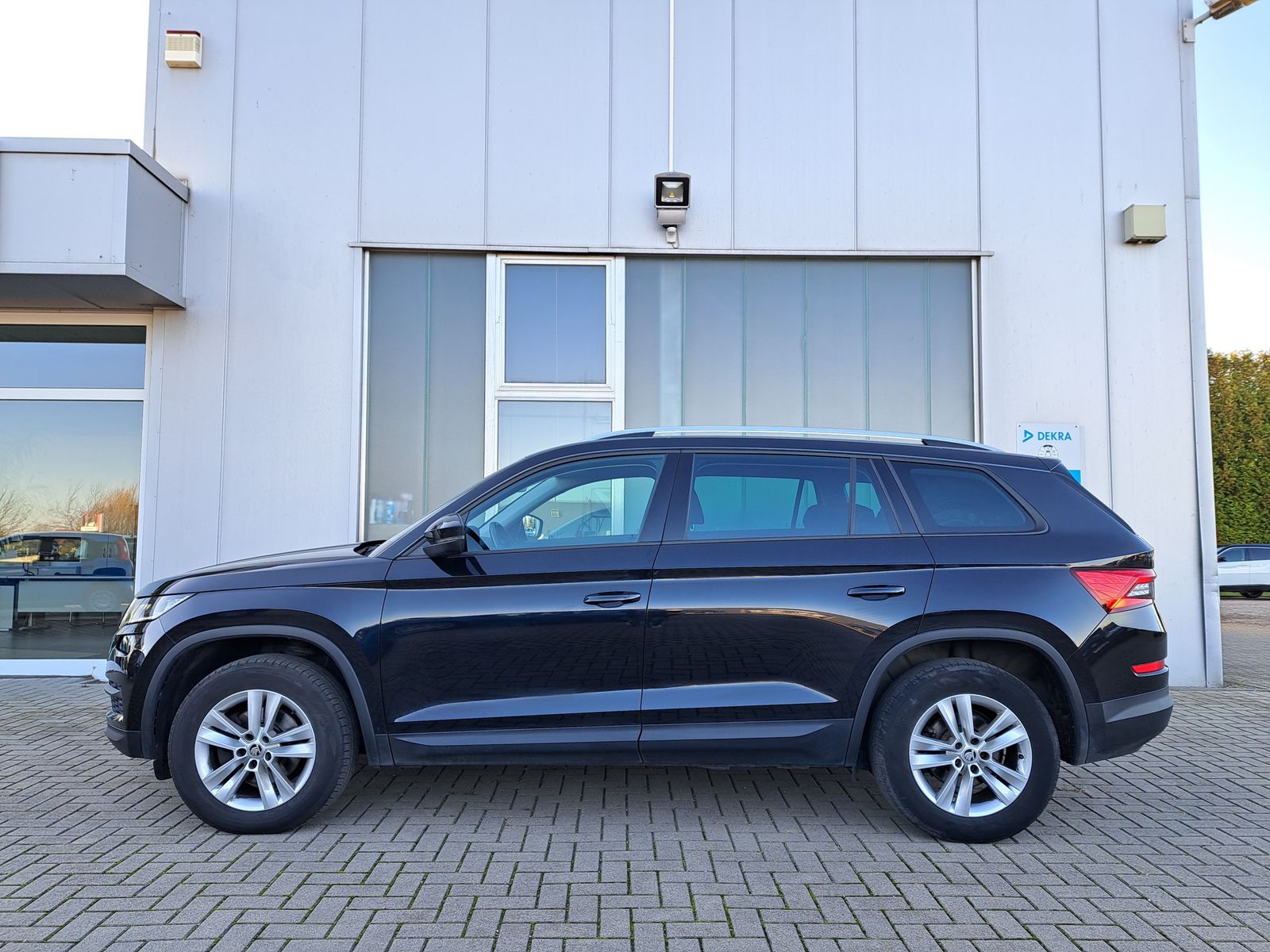 Fahrzeugabbildung SKODA Kodiaq 2.0 TDI DSG 7-SITZE LED NAVI KAMERA ACC