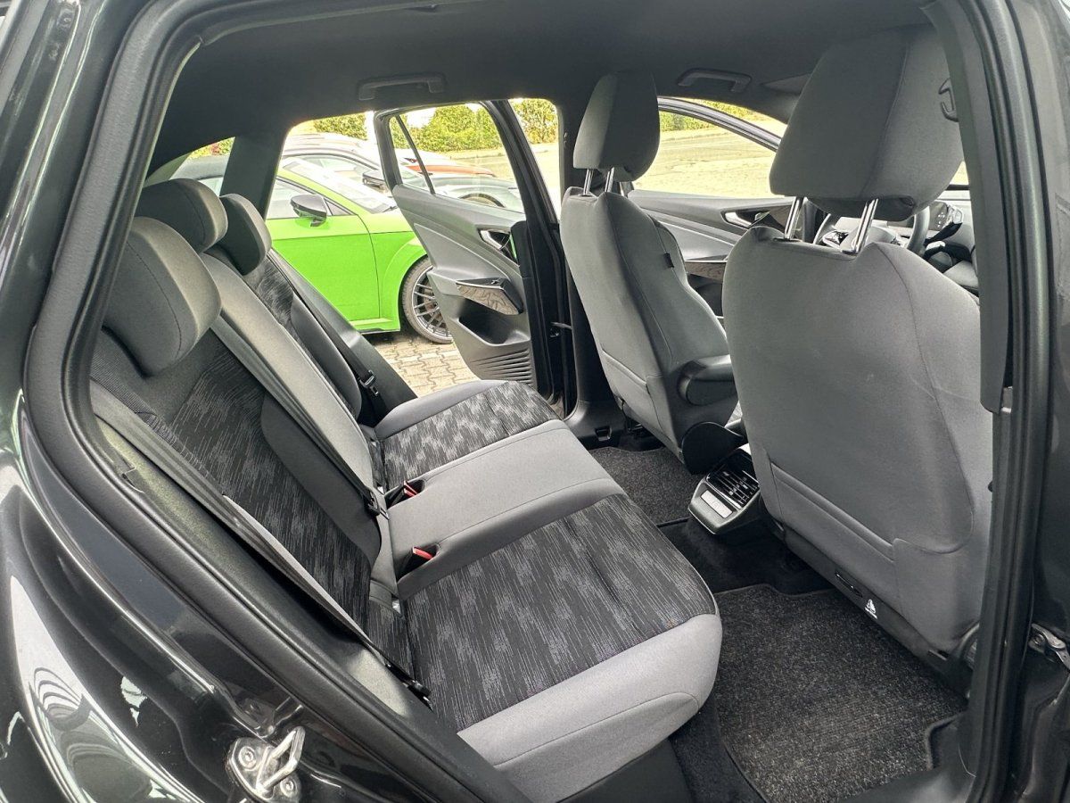 Volkswagen ID.4 Pure CCS Navi LED Parktronic Climatronic foto 17