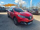 Renault Kadjar Bose Edition*Automatik* - Renault Kadjar mit Benzin-Antrieb: Rot, Scheckheftgepflegt