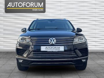Volkswagen Touareg - 2