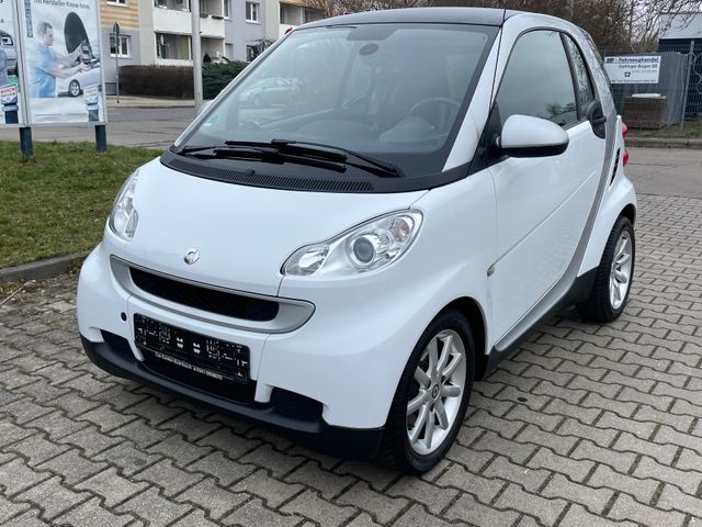 Smart ForTwo coupé 1.0 45kW mhd *Klima*Leder*HU neu