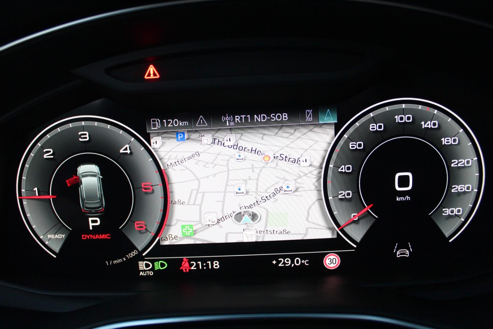 Audi A6 Avant 40 TDI qu/design/Pano/Leder/NP: 83400 €