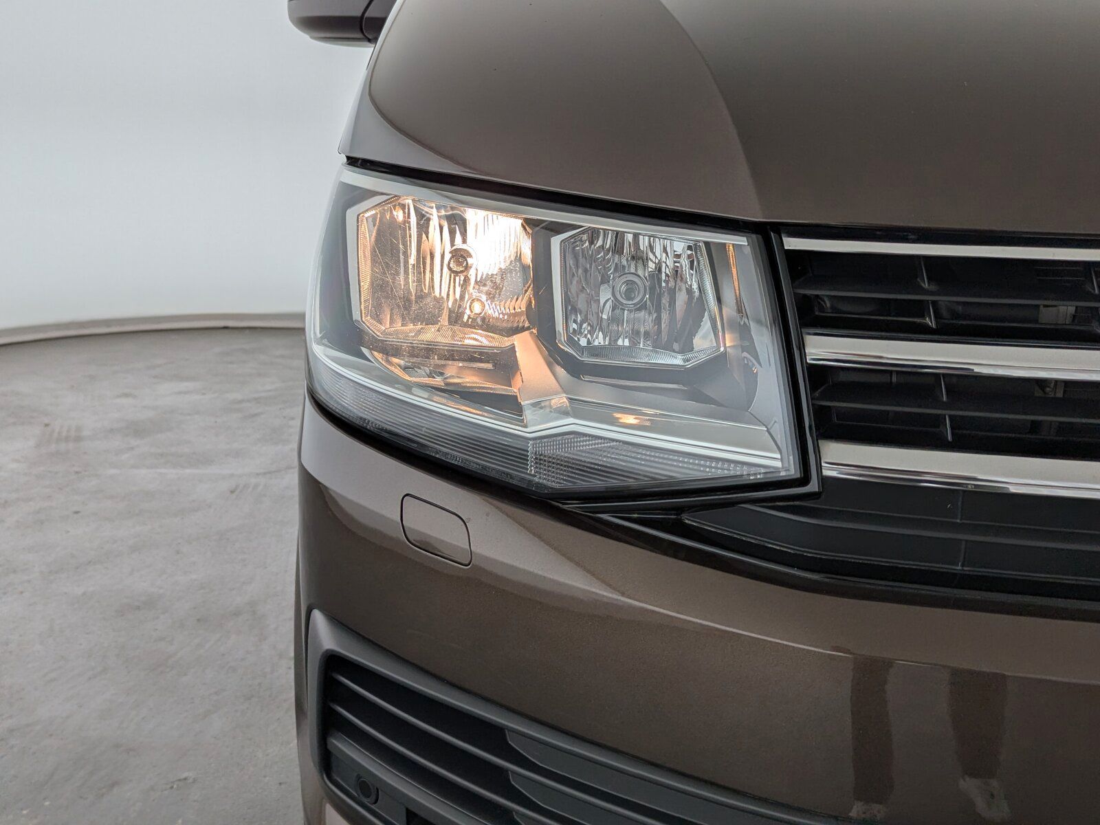 Volkswagen T6 2.0 TDI Multivan Comfortline NAVI RFK 7-SITZ foto 3