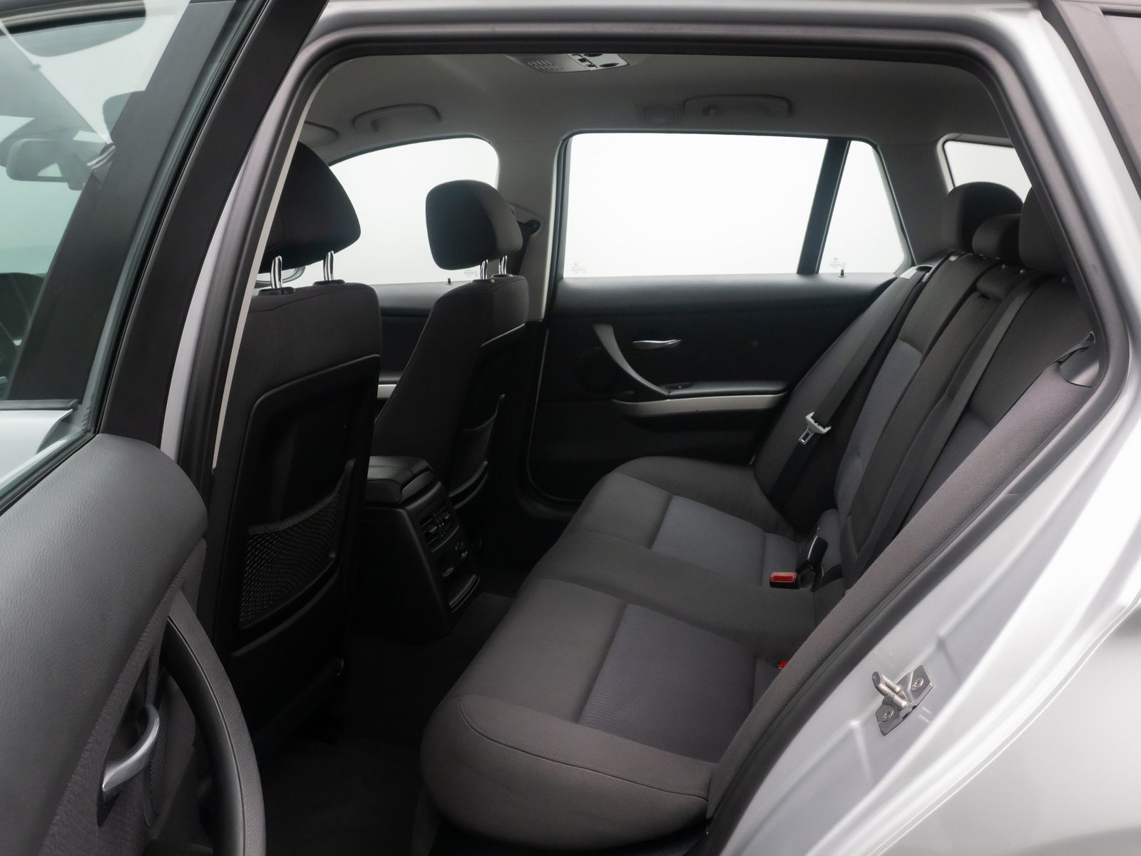 Fahrzeugabbildung BMW 320d Tempomat Xenon PDC NaviBusiness Standhzng