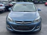Opel Astra J Lim. Innovation - STEUERKETTE FÄLLIG - Opel Astra: F