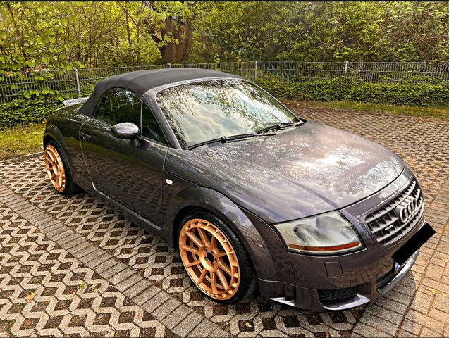 Audi TT Coupe/Roadster 3.2 Roadster quattro