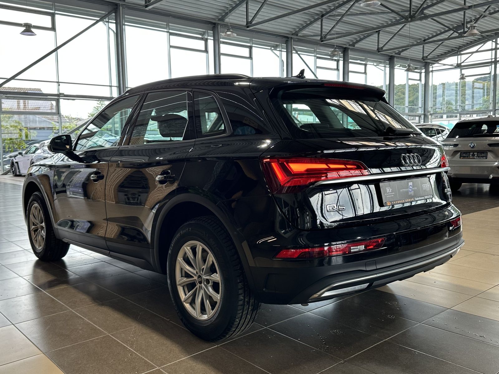 Audi Q5 40 TDI Quattro R.Cam Navi Matrix-LED SHZ ACC imagem 3