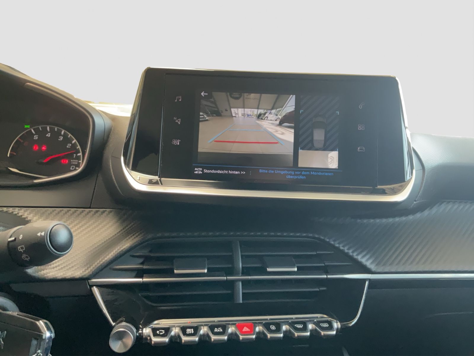 Fahrzeugabbildung Peugeot 208 1.2 PureTech Style