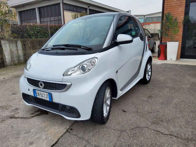 Smart ForTwo 1000 52 kW coupé passion