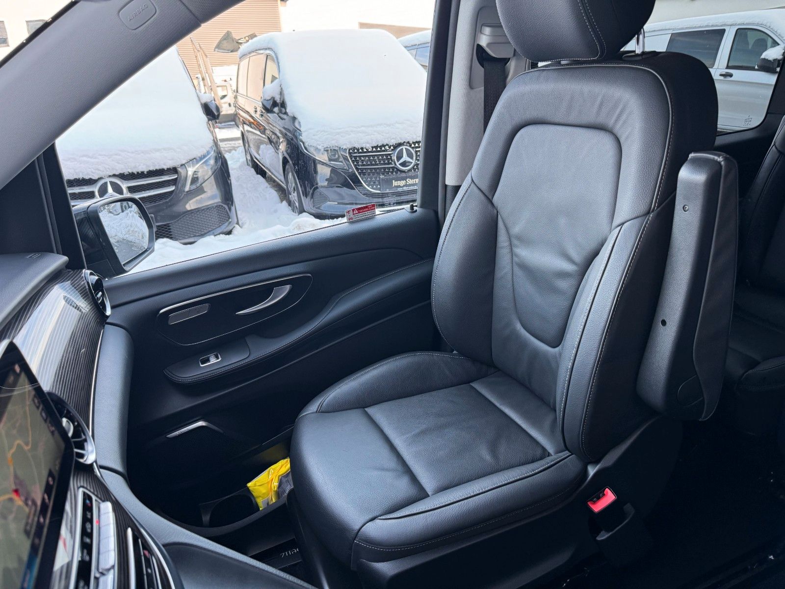 Fahrzeugabbildung Mercedes-Benz V 300 d 4MATIC AVA ED Extral Stdheiz 360Kam AHK