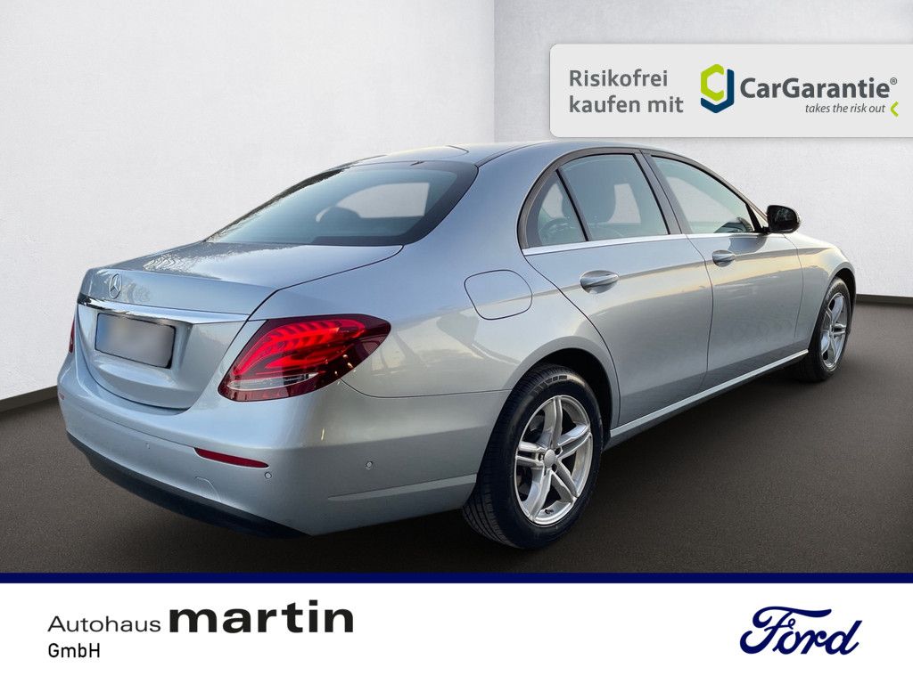 Fahrzeugabbildung Mercedes-Benz E 220 d PDC BT SHZ PTS 360° NAVI STANDHEIZUNG