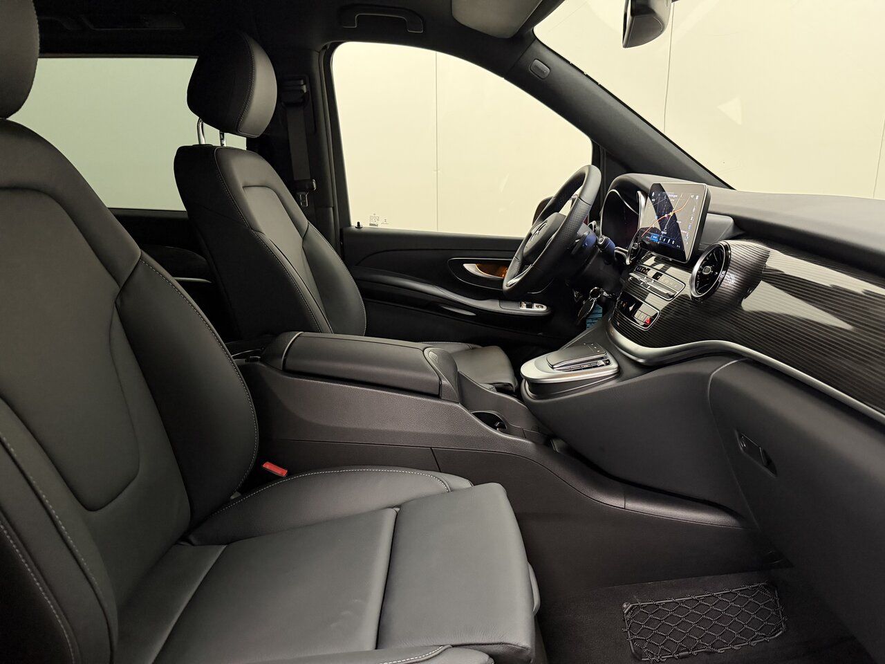 Mercedes-Benz EQV 300 93,3 Kwh - 7 PL - Long - 100 KM! Nieuwst imagem 2