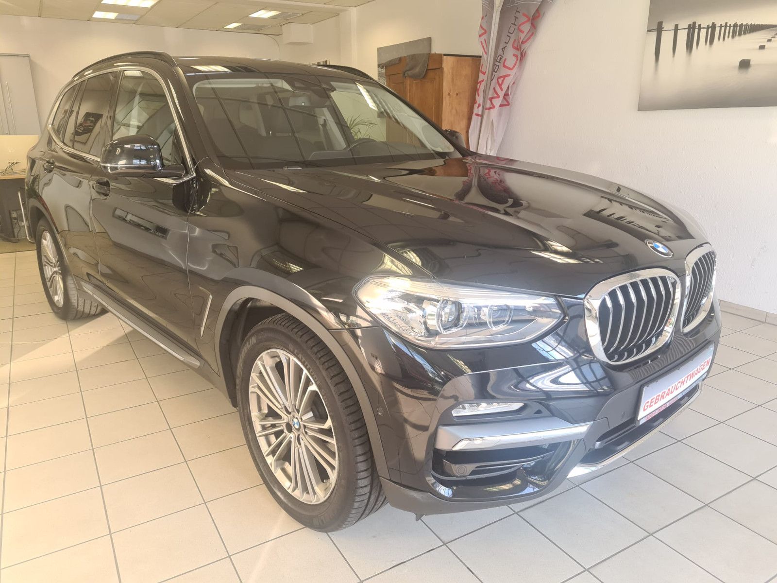 Fahrzeugabbildung BMW X3 xDrive 20 d Luxury Line/LED/NAVI/AHK/1.HAND