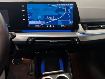 Fahrzeugverkauf 18 BMW X1 18 i sDrive M Sport Kamera Navi LED