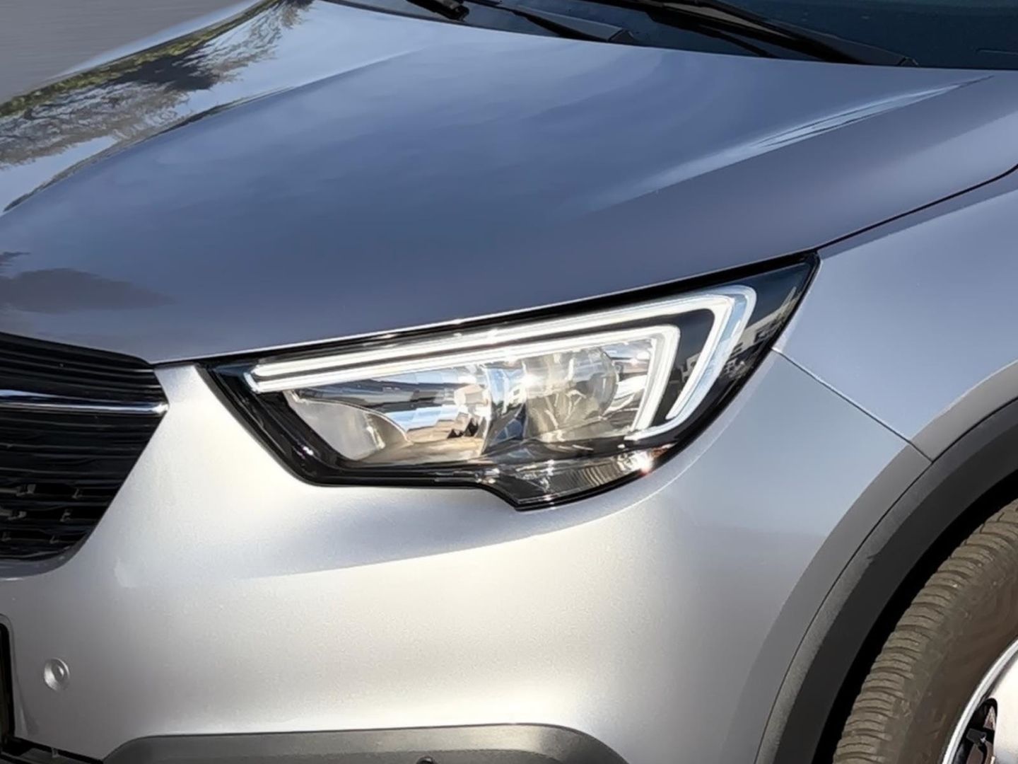 Fahrzeugabbildung Opel Crossland Edition SHZ LenkradHZG Spurhalteass.,