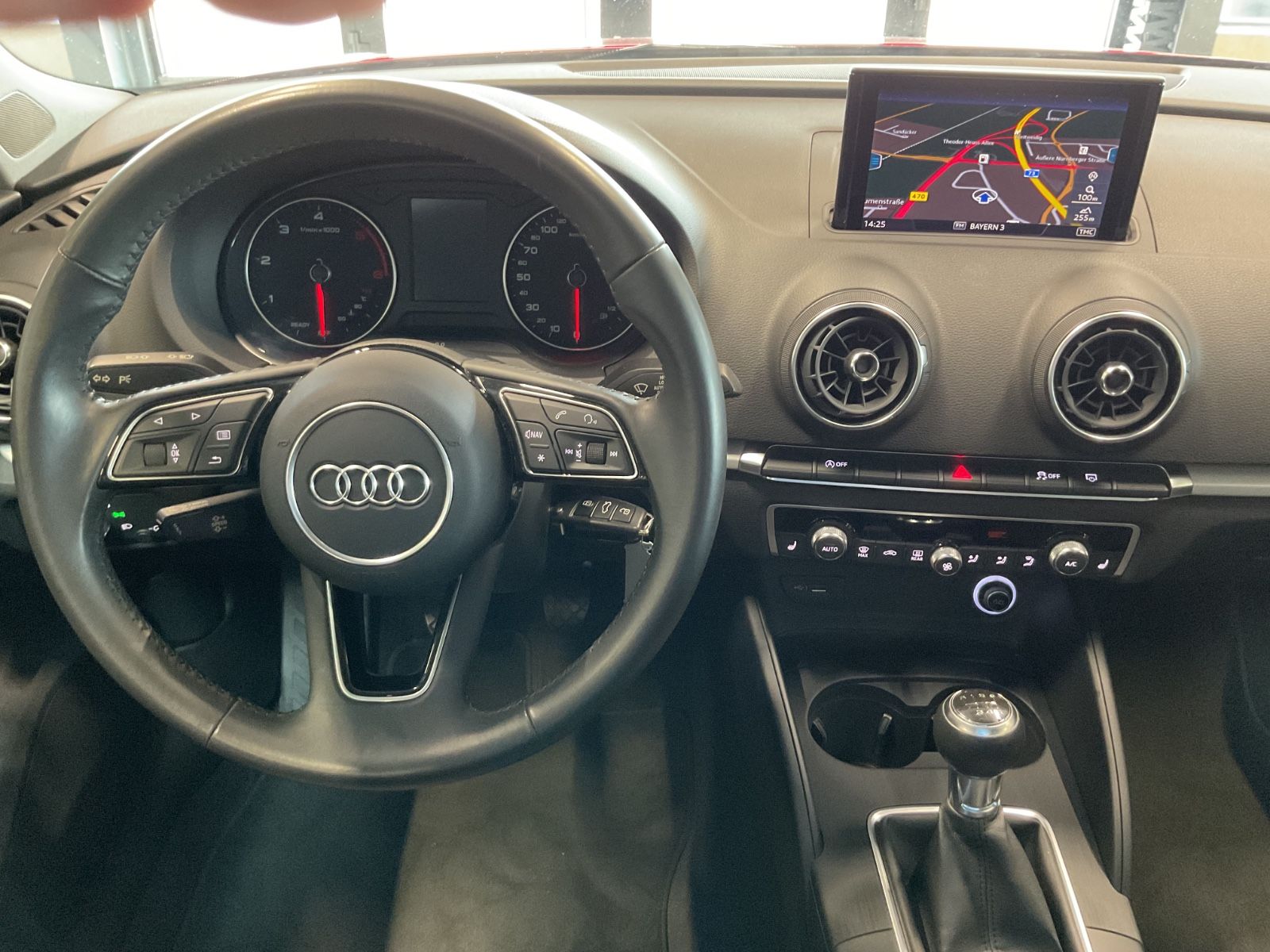 Audi A3 Sportback 30 TDI Navi Sitzh. Xenon PDC 17" foto 10