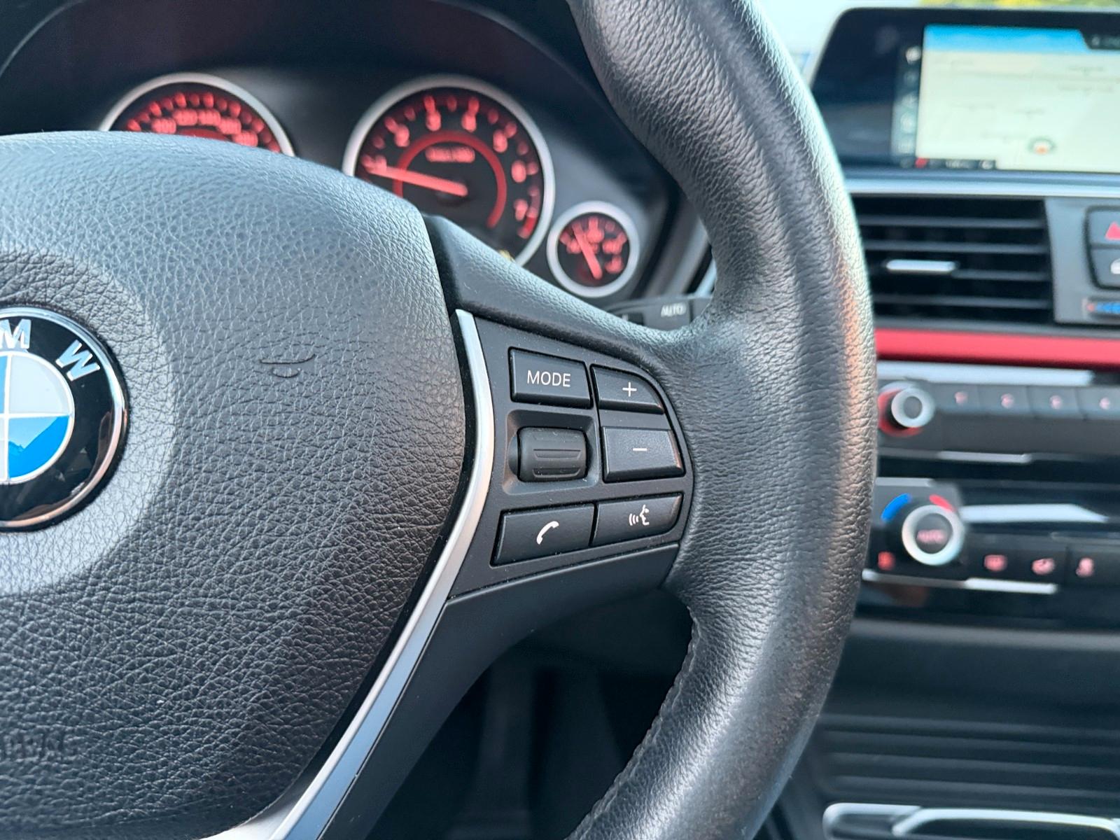 BMW 318 i Sport Line