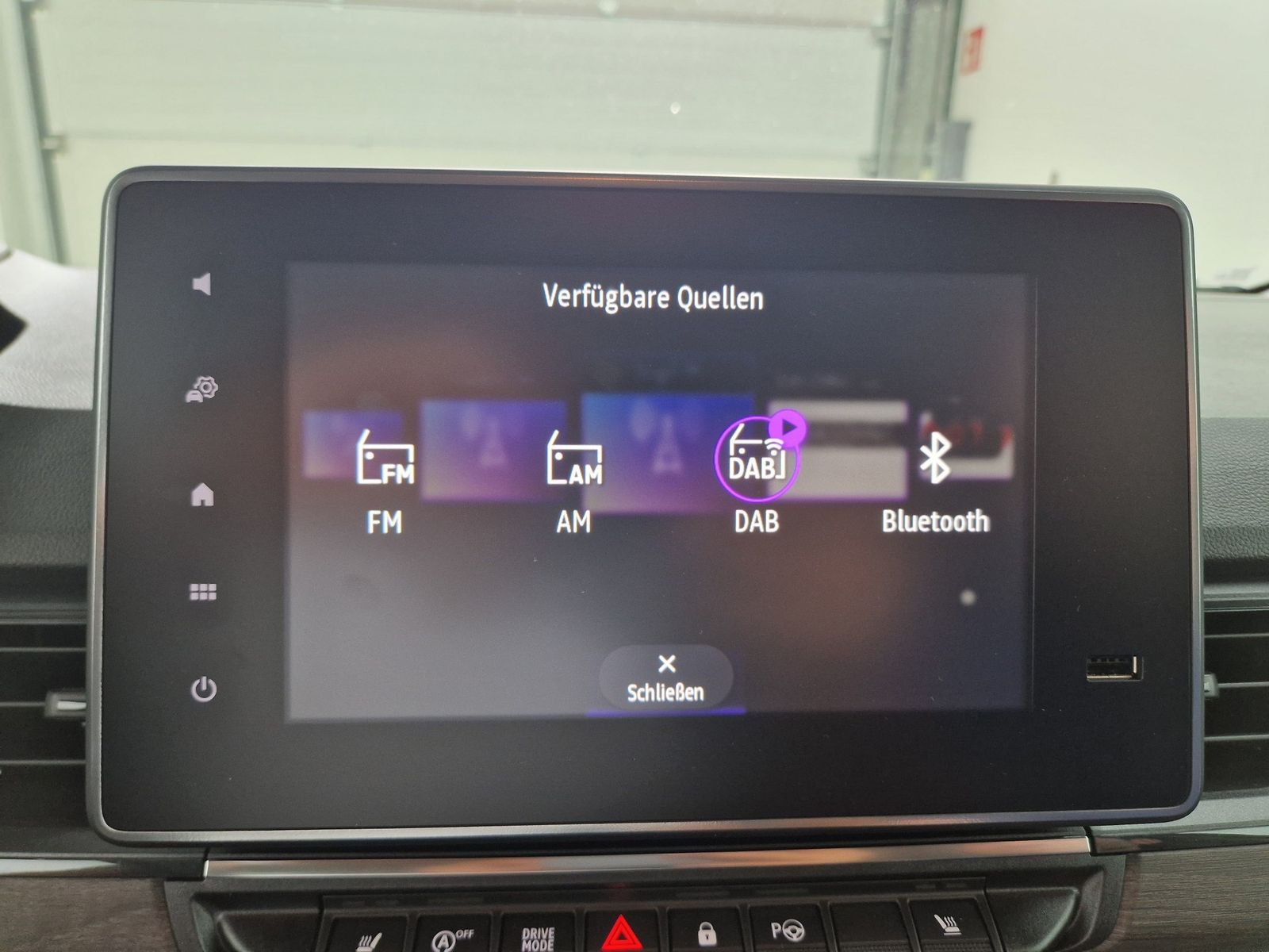 RENAULT Kangoo  Grand Techno TCE 130 EDC – Bild 27
